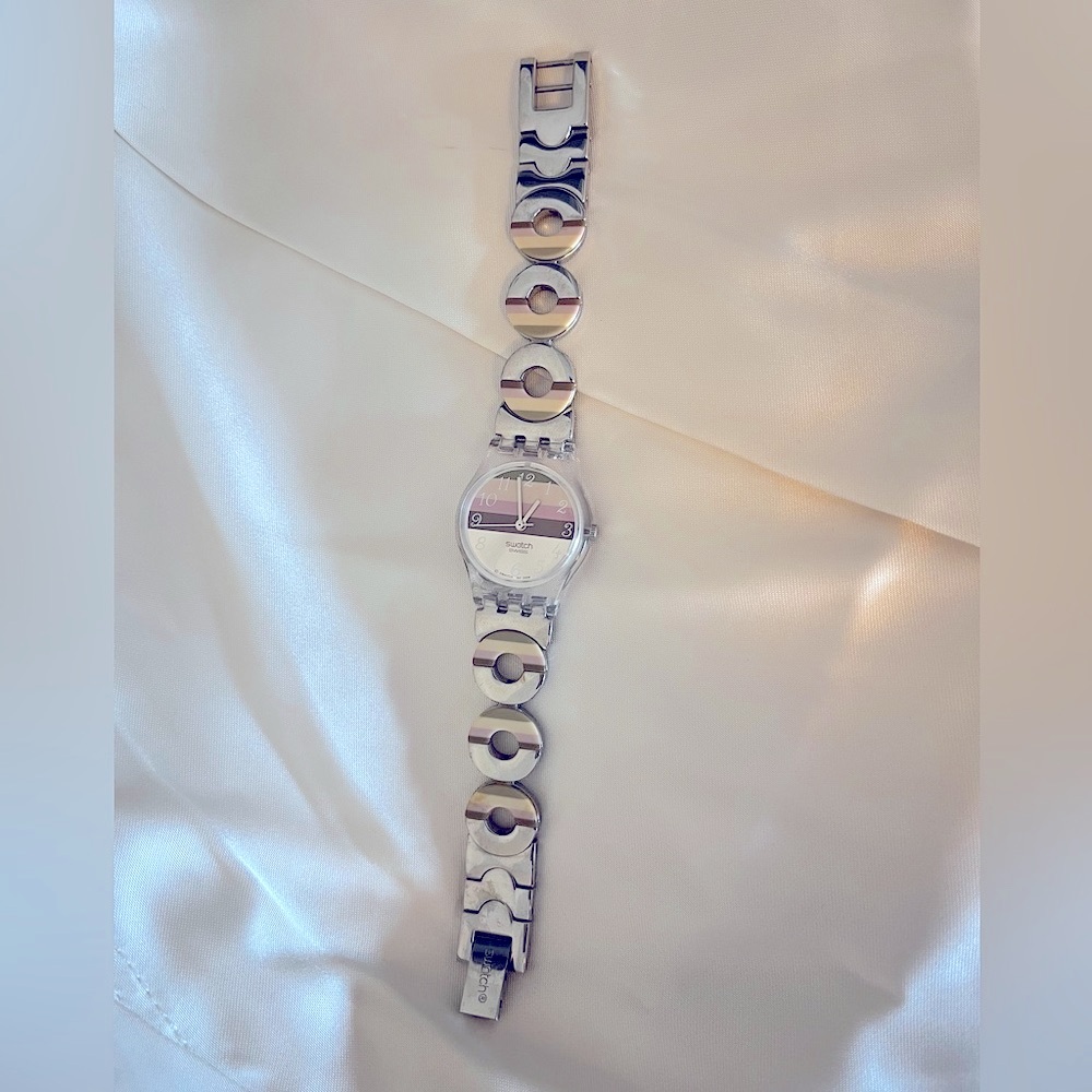 Swatch silver tone